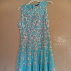 NWT beautiful spring dress